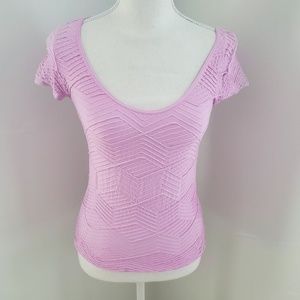 NWOT Bebe Textured Back Cutout Orchid Sexy Tee